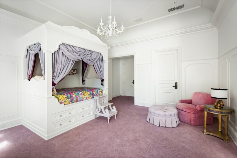 Новый дом Пэрис Хилтон: как живёт it-girl и светская львица