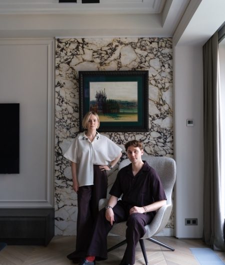 Интерьер в стиле московской неоклассики для большой семьи