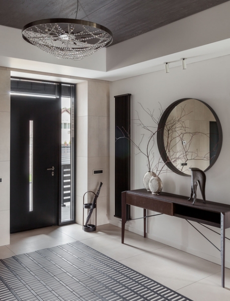 Модно, но некомфортно: 5 мнений дизайнеров о неудачных решениях для прихожей